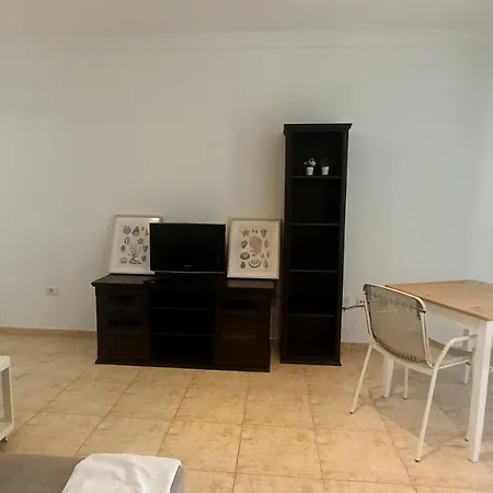 Апартаменты Los Abrigos, Apartamento Con Terraza Лос-Абригос